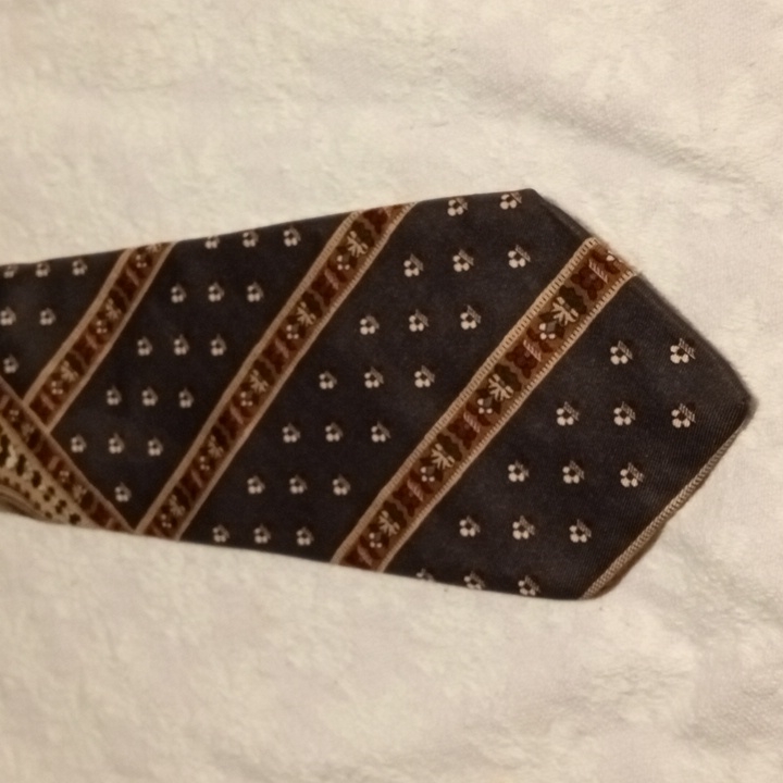 Yves Saint Laurent Gray Brown Diagonal Paisley Stripe Men's Silk Neck Tie
